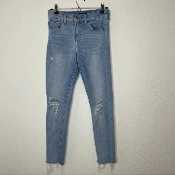 EXPRESS Womens Blue Distressed Skinny Jeans Size 6 Mid Rise Stone Wash Denim - Picture 1 of 8